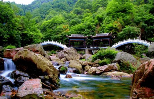 受强降雨影响，黔南这个景区暂时关闭